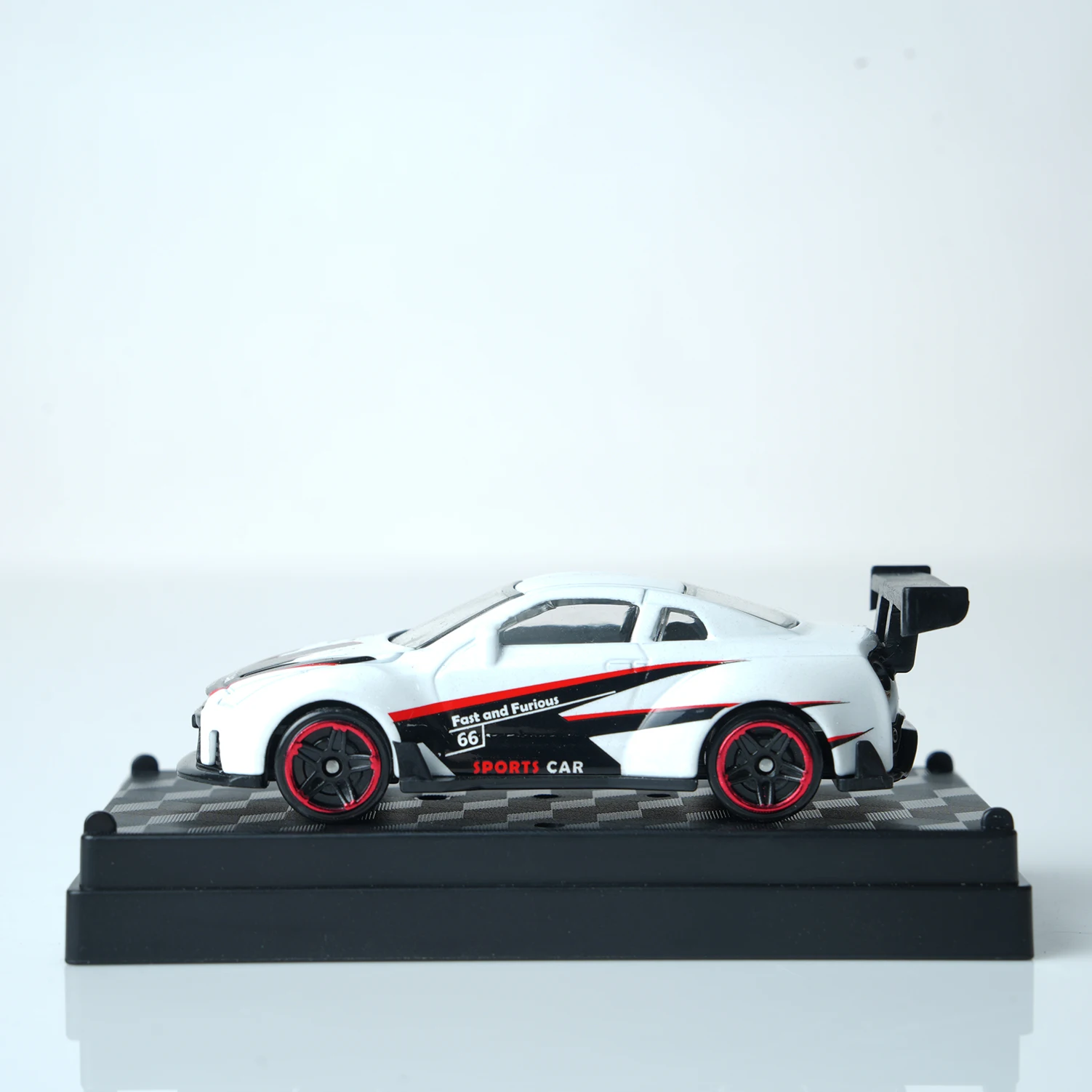 1:64 liga carro clássico branco modelo de carro de corrida, carro de brinquedo infantil, brinquedo de transporte, corpo liso, presente de natal perfeito para meninos