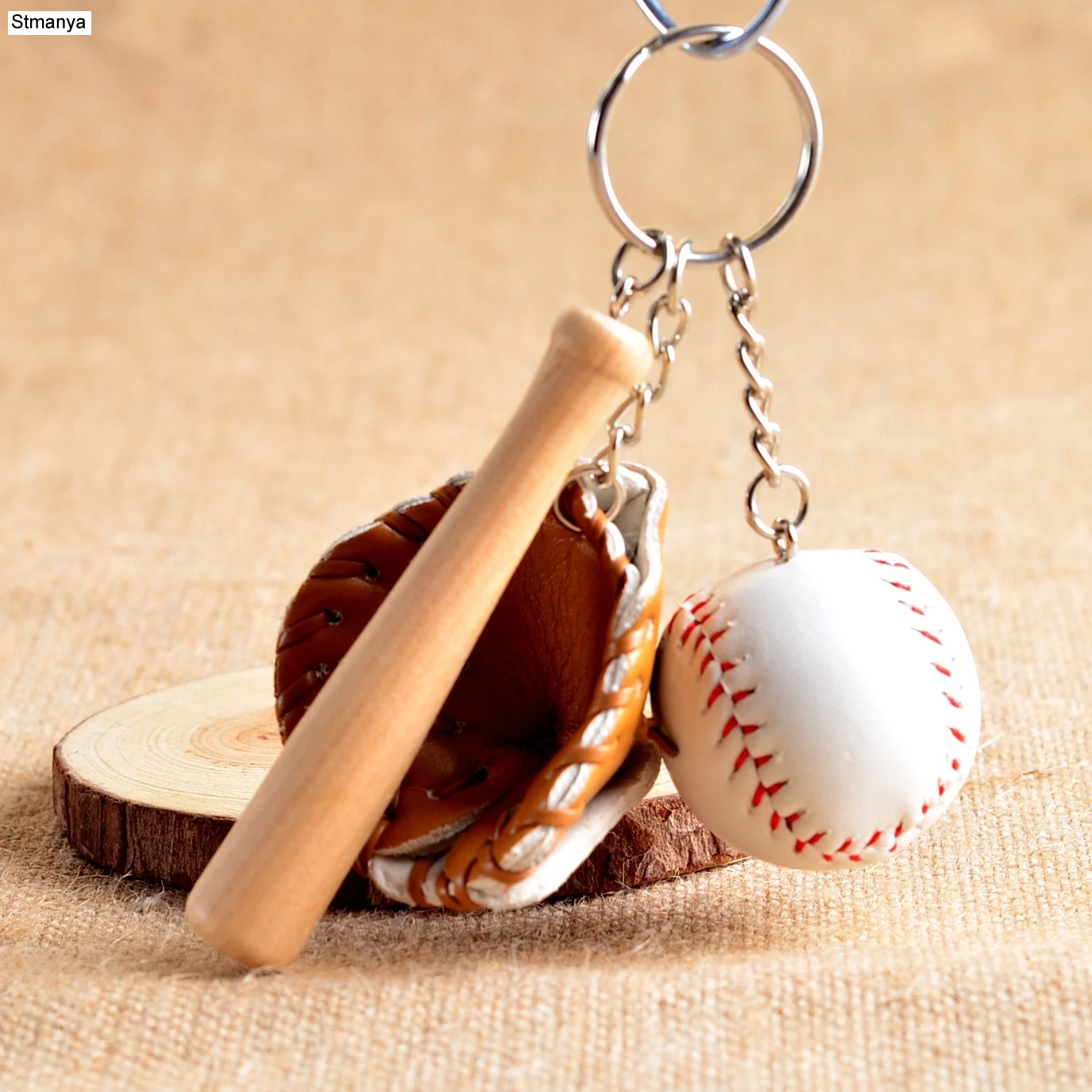 Mini llavero de tres piezas para hombre y mujer, murciélago de madera de guante de béisbol, llavero de coche deportivo, regalo para hombre y mujer, venta al por mayor, 1-17168