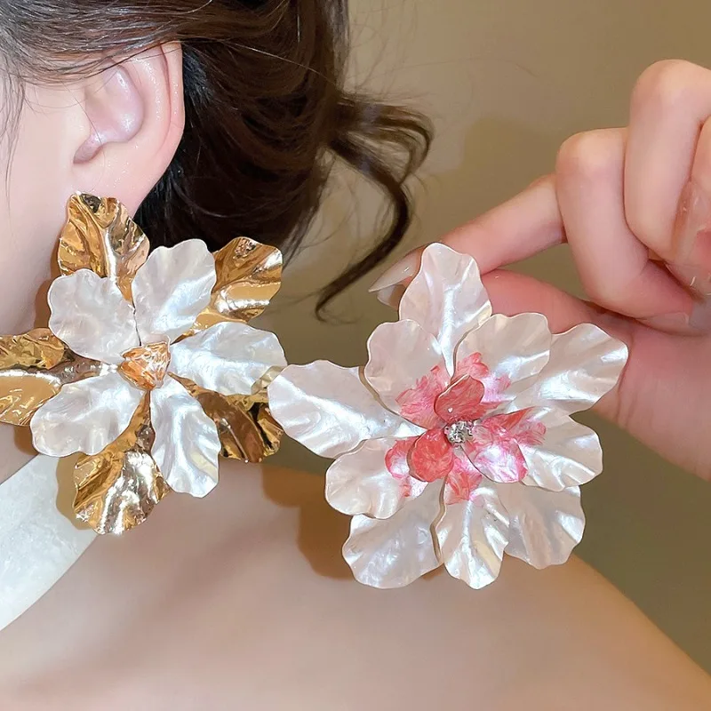 

Minar Hyperbole White Pink Enamel Multi Layered Large Flower Drop Earrings for Women Gold Silver Plated Iron Alloy Daily Jewelry