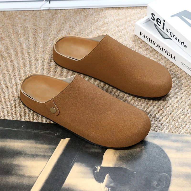

HKDQ Men's Slippers Lightweight Flat Shoes Man Leather Casual Mules Men Indoor Outdoor Versatile Classic Comfort Designer Shoes