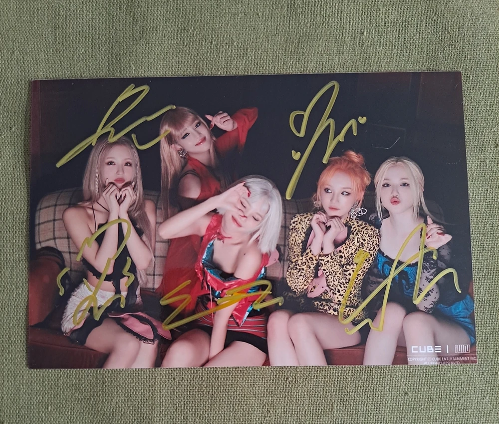 (G)I-DLE GIDLE GROUP Autographed Photo I LOVE 4*6  K-POP Gifts Collection 2022