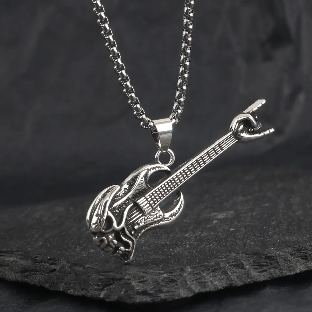 الرجعية الجمجمة باس الغيتار قلادة قلادة للرجال النساء الهيب هوب الشرير نمط اليد لفتة الترقوة سلسلة مجوهرات الأزياء Y2K هدية