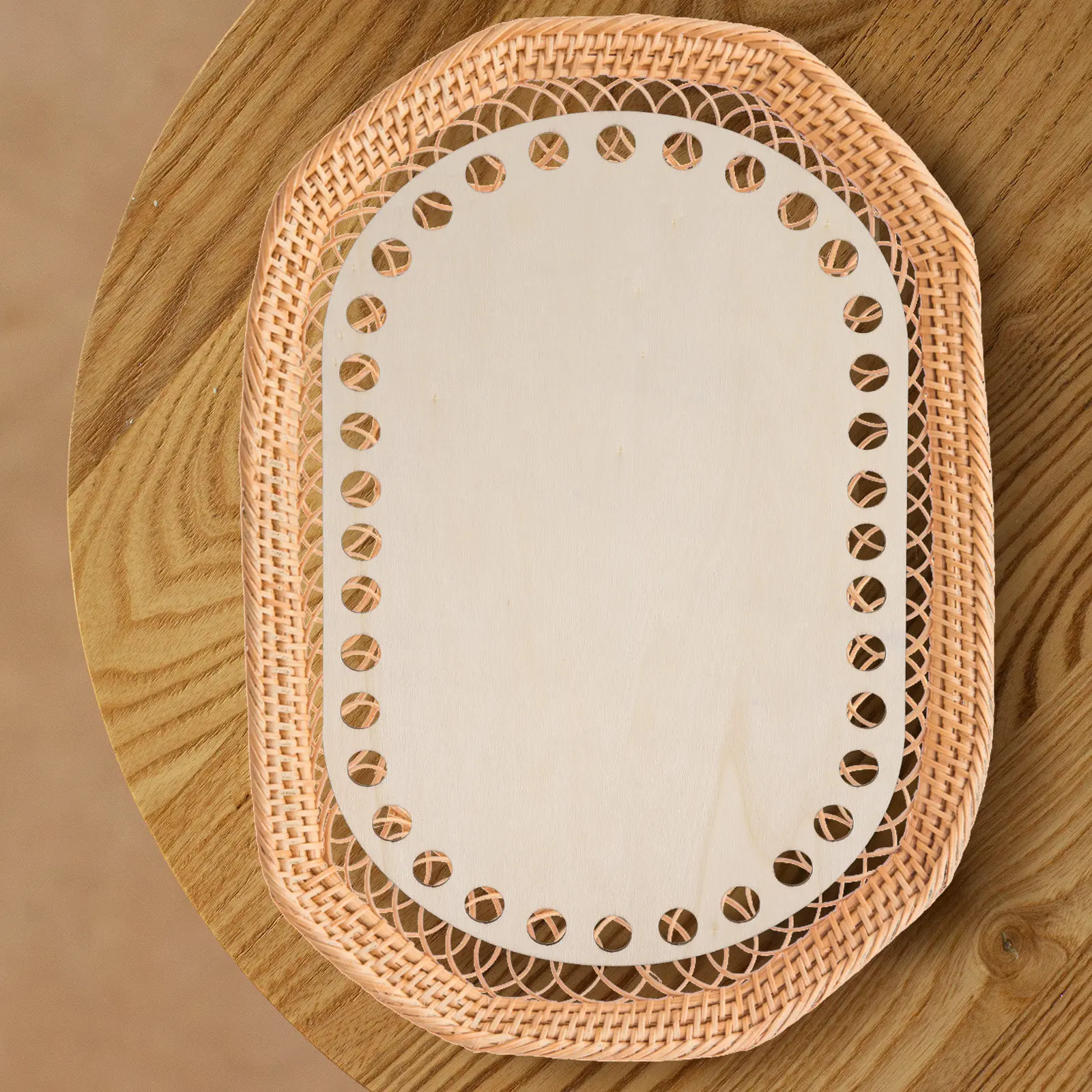 

4Pcs Natural Wood Basket Bottoms Smooth Colorfast Unfinished Crochet Basket Bases for Tshirt Yarn Braided Rope Crafting