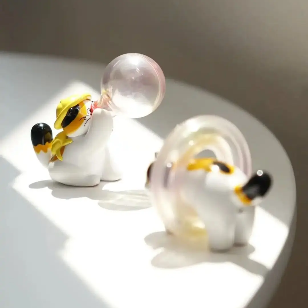 In Stock Qualia capsule toys Neko hachi calico Cat and Soap Bubble Mascot Figure naughty kitten bathing heart ornament gasha