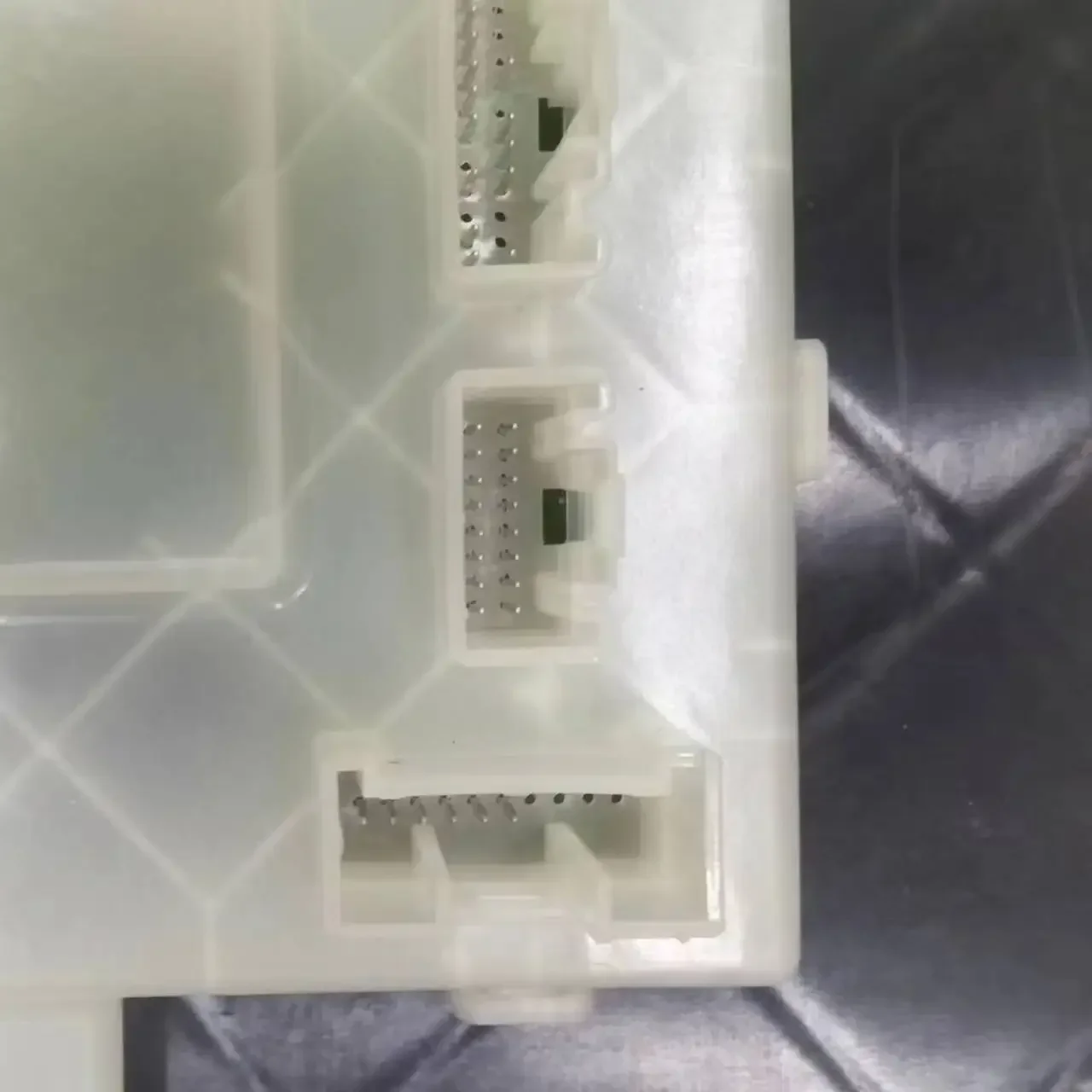 Suitable For the Tesla Model 3 Model Y Charging Port Control Module Part Number 1537264-20-B 1537264 1537264-30-B