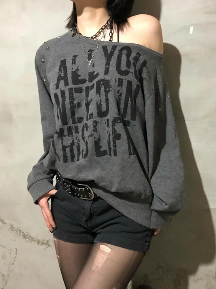 Y2k Felpa con cappuccio con colletto obliquo con rivetti estetici da donna Felpa con cappuccio streetwear con stampa di lettere scure Harajuku Felpe vintage allentate casual