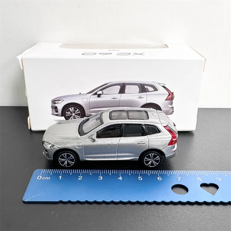 1:64 XC60 SUV Vehicle Silver Alloy Simulation Model Car