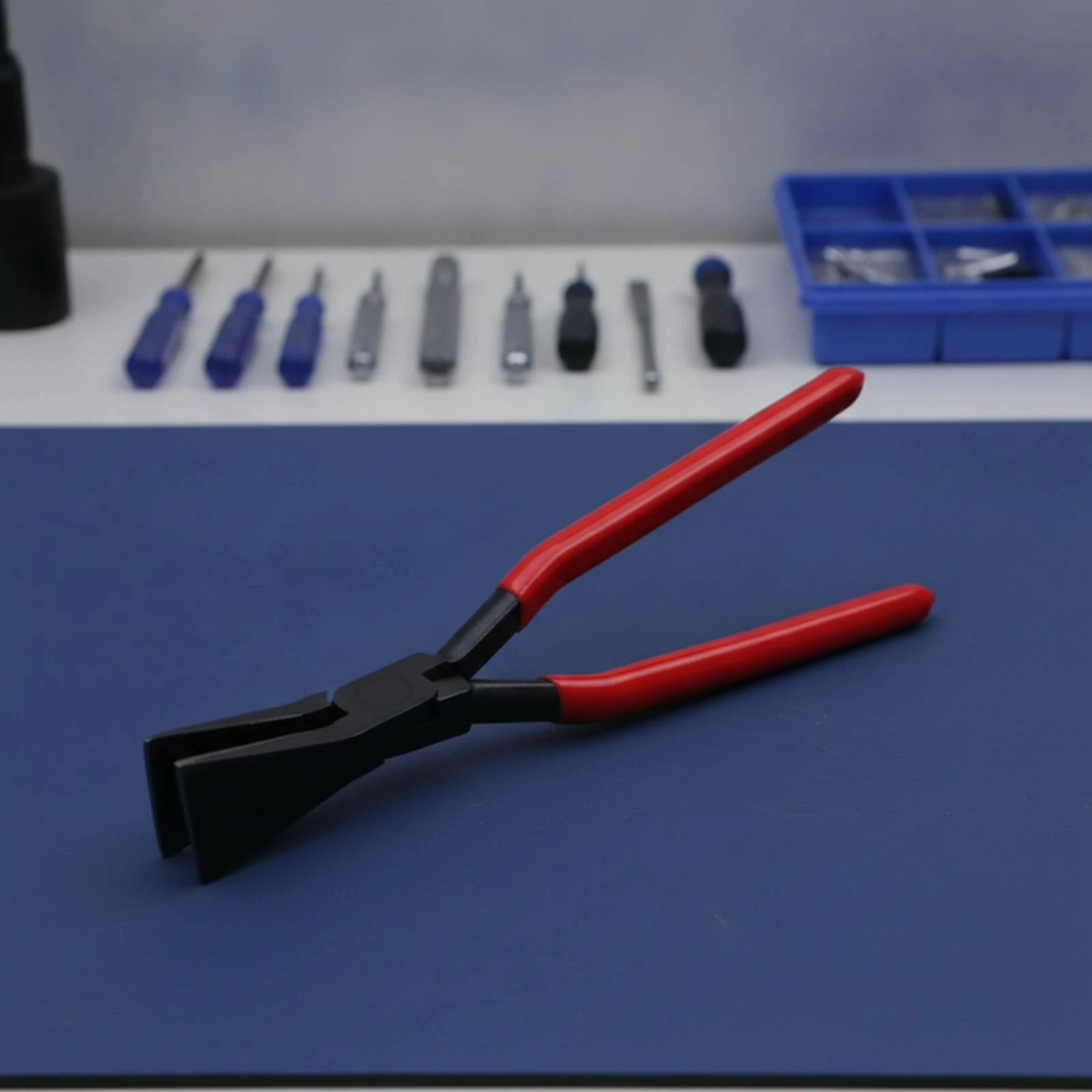 Sheet Metal Bending Pliers Anti-Slip Sheet Metal Hand Seamer Bent Jaw Pliers Darkened Ergonomic for Mechanic, Automotive Repair