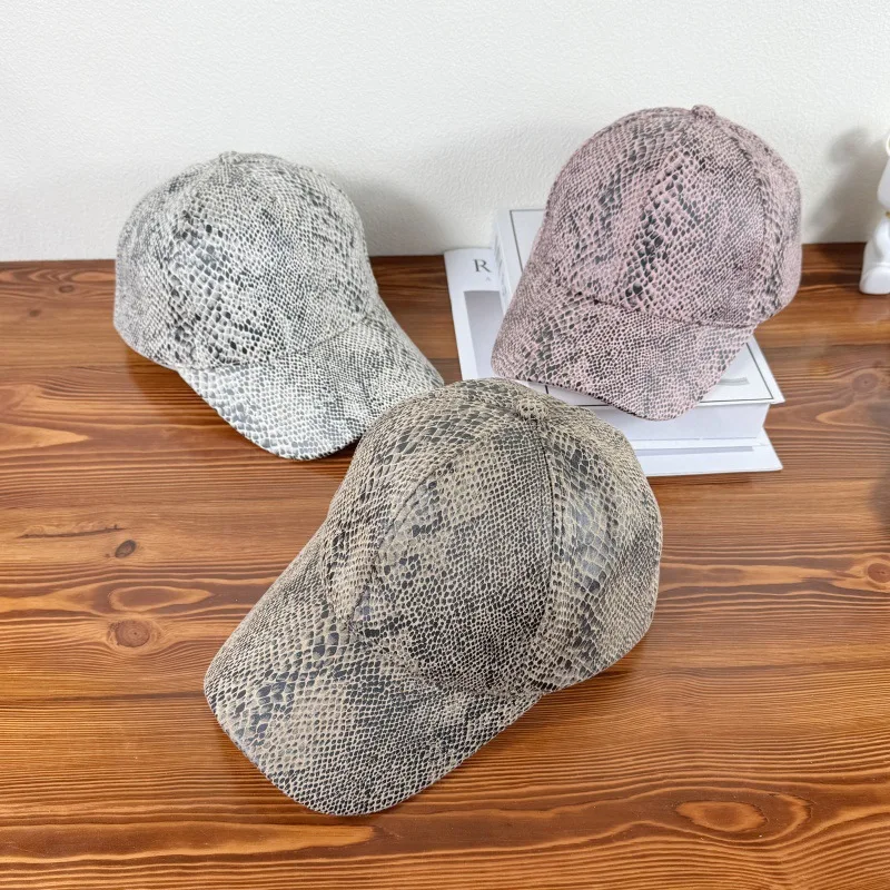Women's Snake Print Baseball Cap - Fashion Sun Hat for Men & Women
