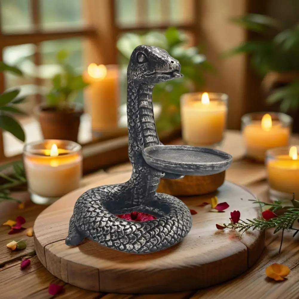 

Long-lasting Color Candle Holder Vintage Candle Holder Elegant 3d Coiled Snake Resin Candle Holder for Home Decor Vintage Table