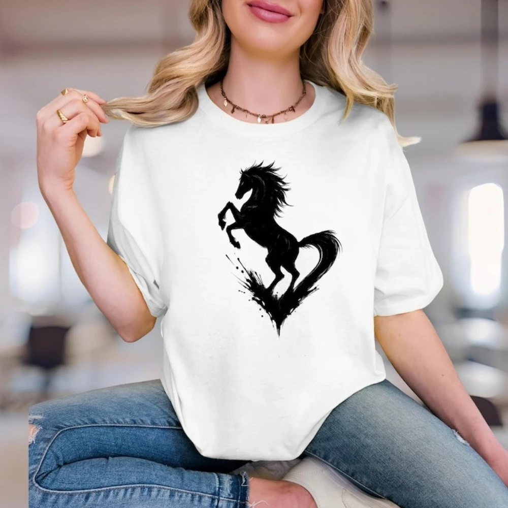 Felpa cavallo minimalista 2026 Zodiaco Girocollo Maglietta Regalo di Capodanno Lunare Abbigliamento Donna Moda Casual Top in cotone Vacanza T