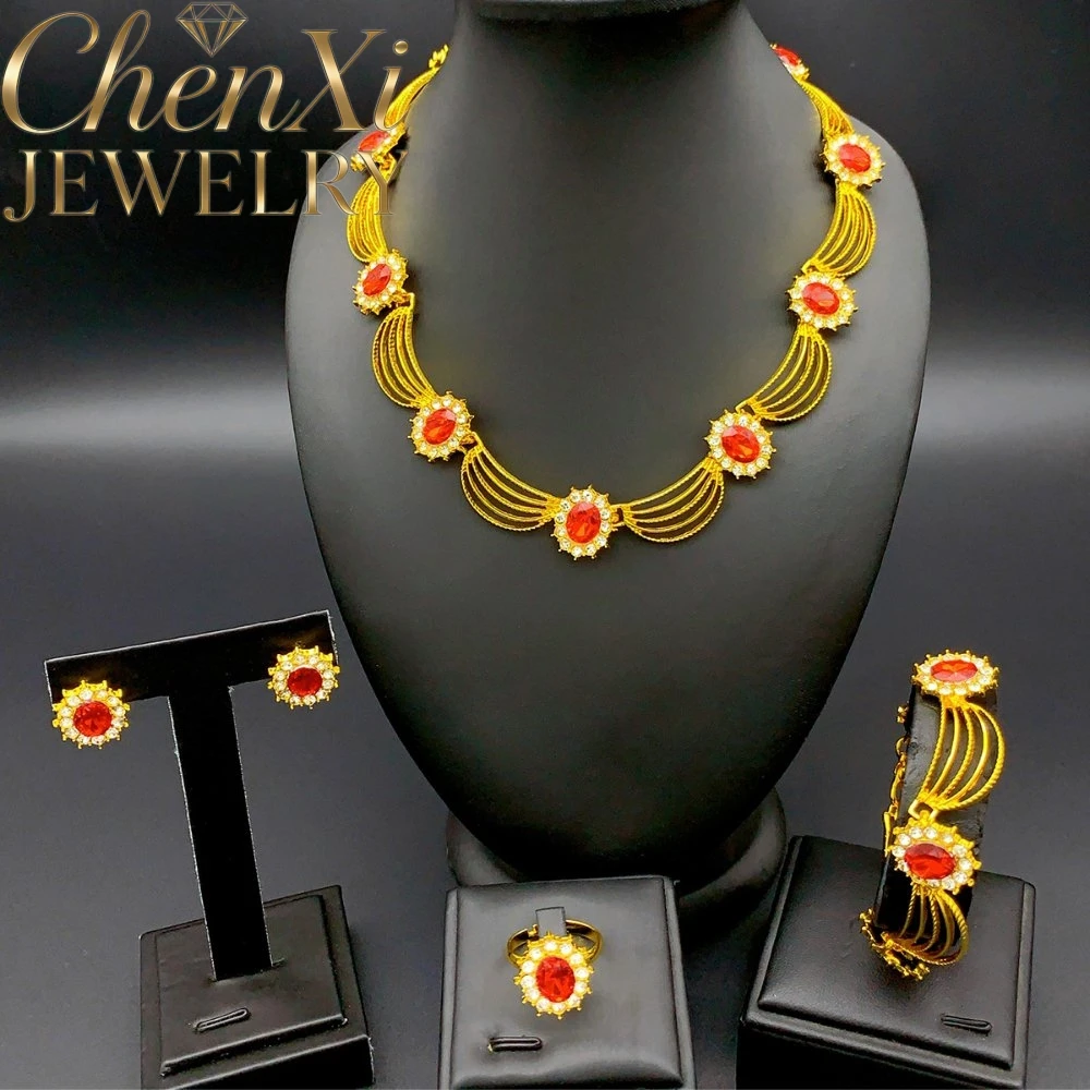 Alluvial Gold Three-Dimensional Hollow-Out Flower Necklace Elegant Charms Standout Piece High-End Keepsake Exquisite Luxury Gift