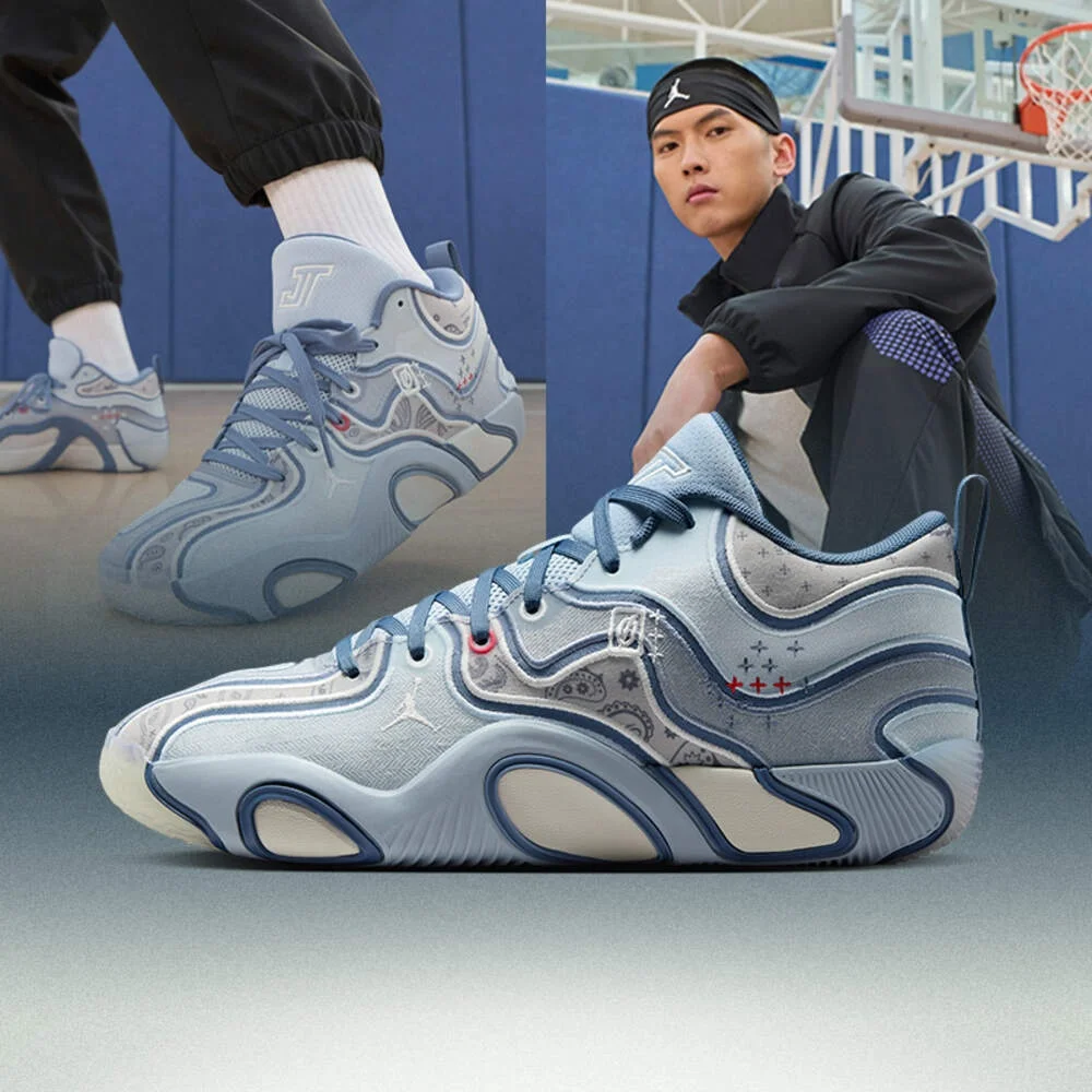 Nike Men's Shoes Jo…