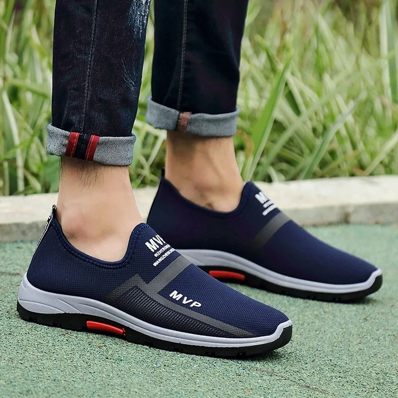 Cross-border autum new men's low-top slip-on outdoor casual sports shoes breathable non-slip lazy travel shoes large size