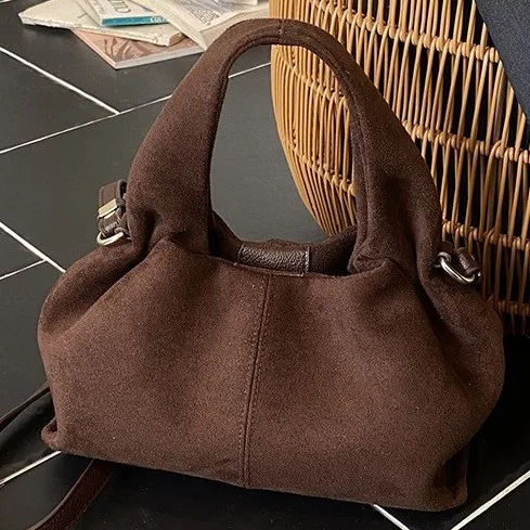 

Осень-зима 2022, сумка-облако, кошелек с матовой верхней ручкой для женщин, минималистичная сумка через плечо, роскошная сумка на плечо, шикарная сумка «день-ночь» ​