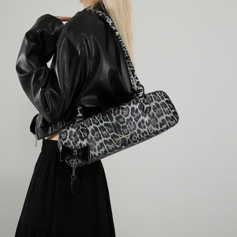 

2026 High Quality Leopard Fashion PU Shoulder Bags for Women Hot Trendy Sense of Luxury Personality Punk Super Cool Armpit Bags