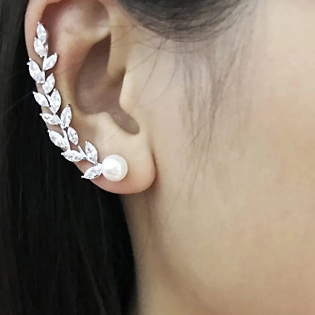 

1Pair 925 Sterling Silver 18K Gold Plated Hypoallergenic Simulated Zircon Leaf Shape Crawler Earrings Wedding Bridal Party