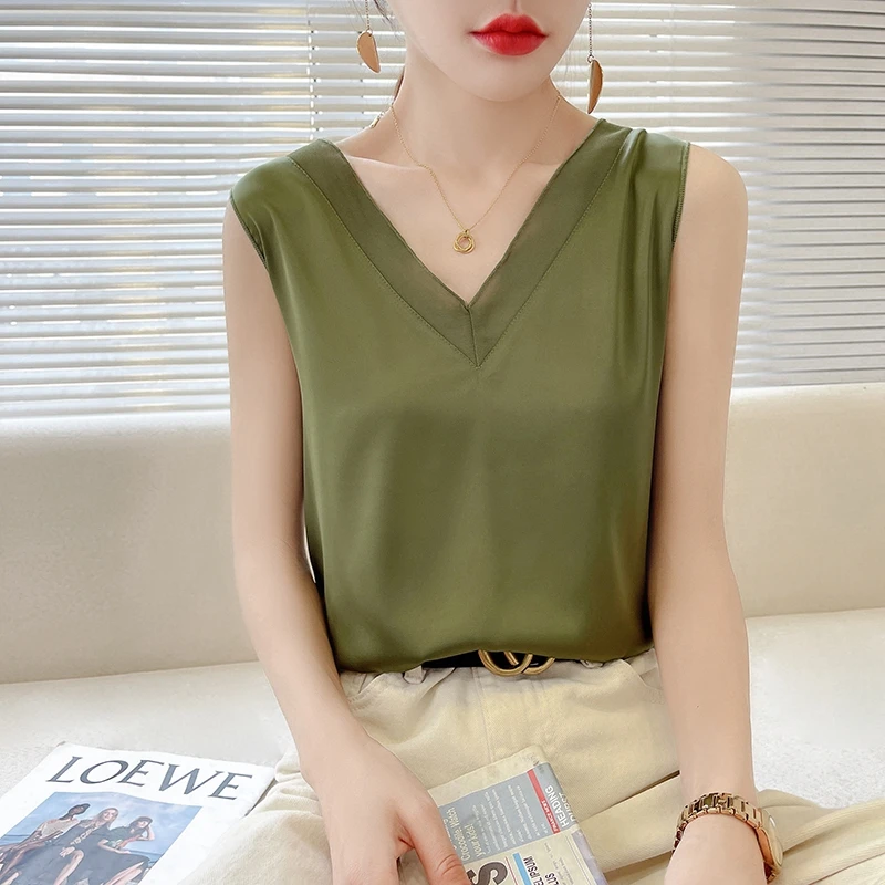 2023 New Summer Silk Camisole Ladies Satin V-Neck Mulberry Silk Suspenders Thin Sleeveless Top Inside T-Shirt And Bottoming Vest