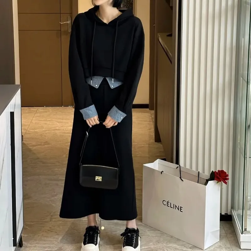 

Осенний женский комплект с короткой юбкой с капюшоном, модный комплект из двух предметов для похудения, однотонный комплект для отдыха, удобный мягкий материал, женская одежда