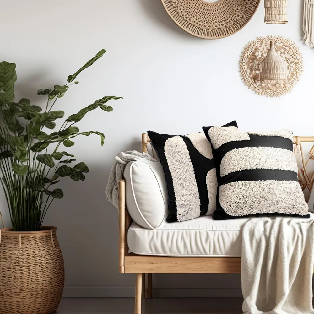 أغطية وسائد معنقدة مكتنزة باللونين الأبيض والأسود، أغطية وسائد مزخرفة هندسية بوهو، نمط تجريدي مقاس 18 × 18 بوصة #4