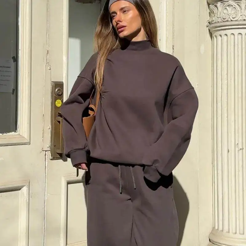 

Комплект повседневной спортивной одежды для женщин: свитшот с высоким воротником и длинными рукавами, брюки с поясом, однотонный костюм-двойка, удобный...