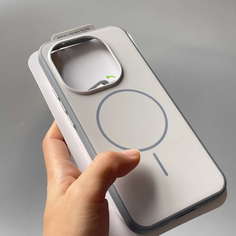 For OnePlus 15 Case Magnetic Luxury Silicone Anti Fingerprint Comfortable Protect Cover For OnePlus 15 Shell Shockproof Bumper