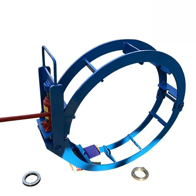 External alignment fixture for tools used in natural gas pipeline construction site operations