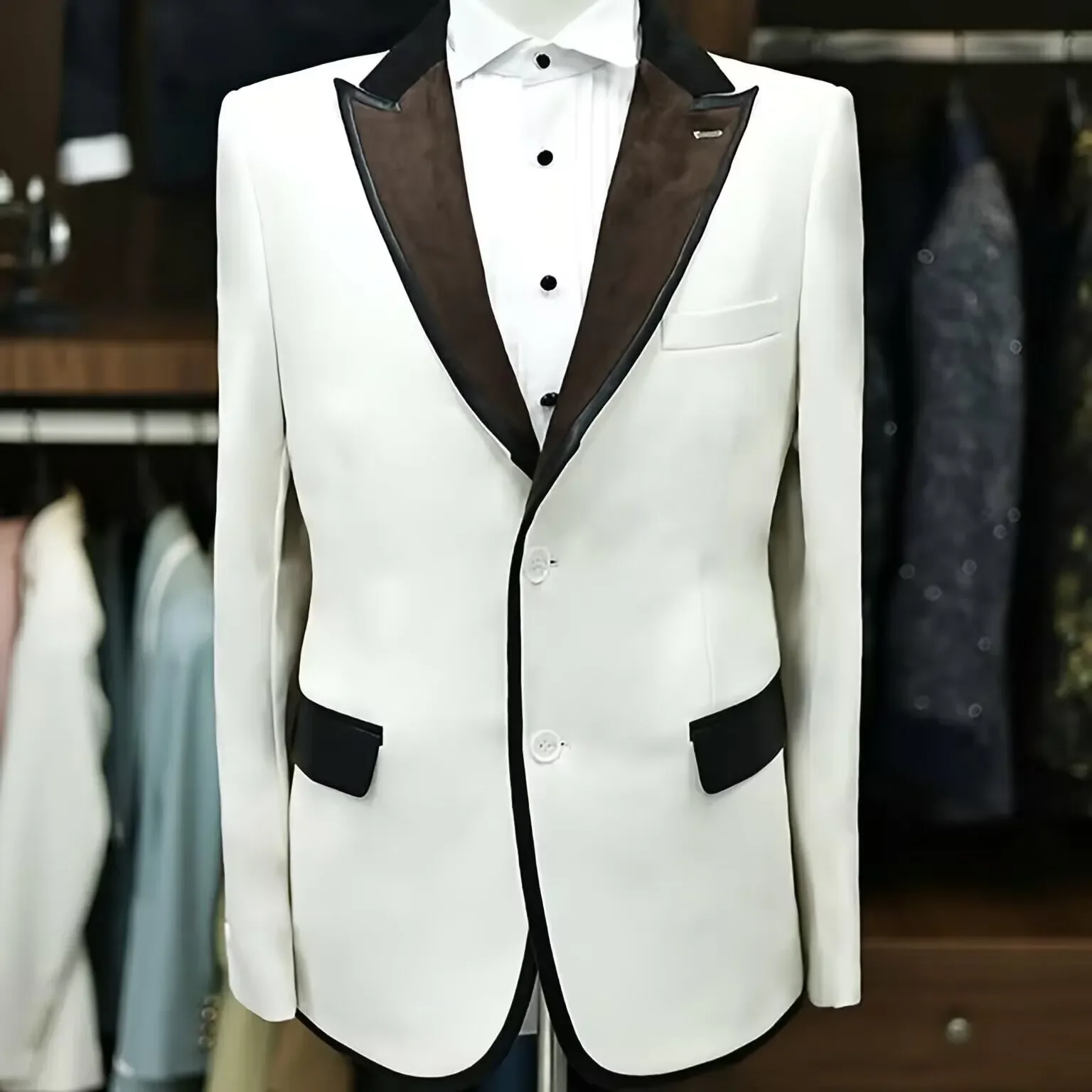 

White Formal Men Suits For Wedding Groom Tuxedos 2 Pieces Jacket Pants Prom Blazers Customized