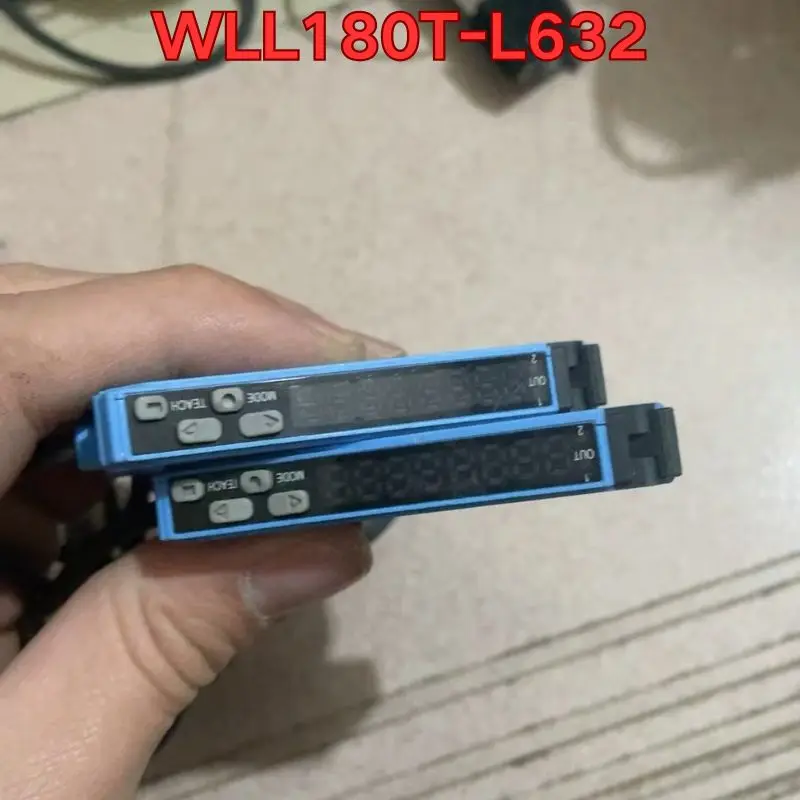 Second-hand WLL180T-L632 sensor function test is normal Original authentic Latest Quotation for 2026