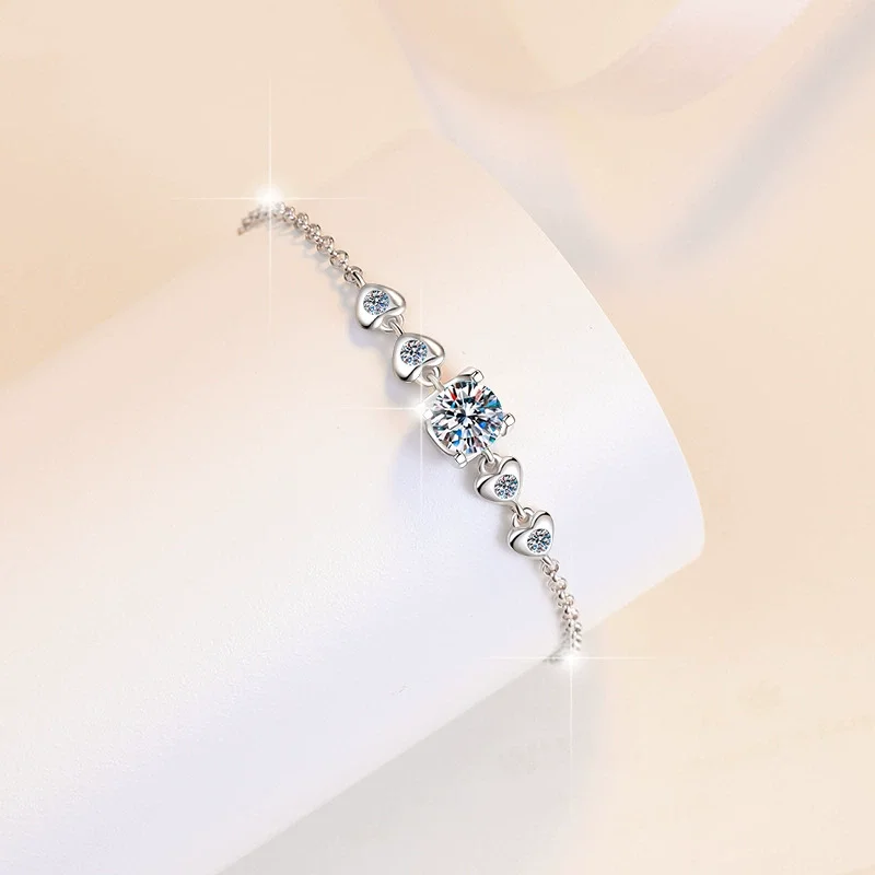 

ZFSILVER Fashion Classic s925 Silver Moissanite Head Cow Heart Bracelet For Charms Women Accessories Luxury Jewelry Gifts SL0030