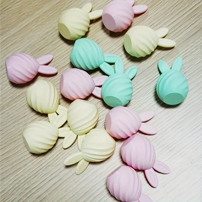 

A small, cute and fun spiral rabbit ear egg, 3D printed plastic exquisite decoration, perfect for Easter decoration.
