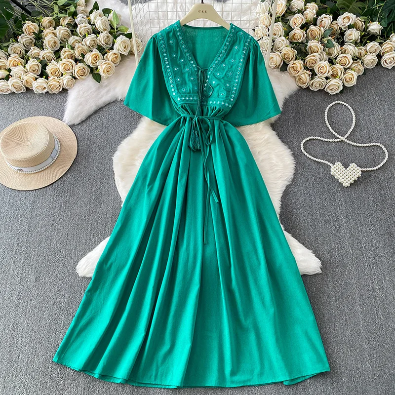 Bohemian Embroidered Mesh Dress Women V Neck Flared Sleeve Patchwork Maxi Dress Loose Fit Ethnic Hippie Long Dress  DS568
