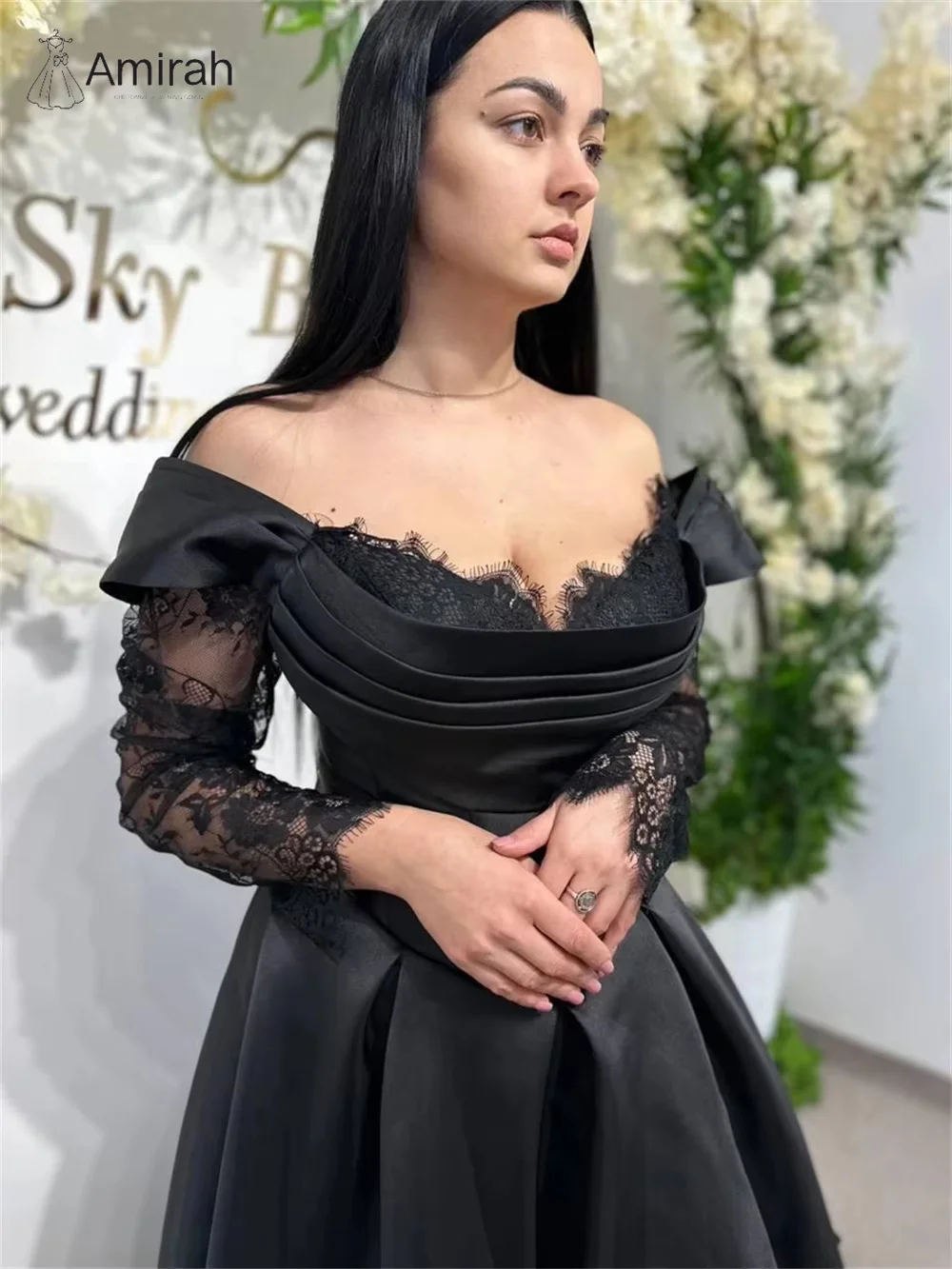 Amirah فساتين سهرة فاخرة من الساتان الأسود 2025 مصنوعة حسب الطلب فساتين لحضور الحفلات الموسيقية الأنيقة للمناسبات الخاصة خط فستاين سهرة/فساتين الحفلات