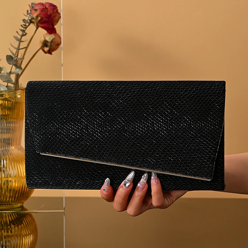 

New elegant style PU dinner bag simple with chain crossbody drees bag Fashion Envelope Evening party bag Bride gift bag