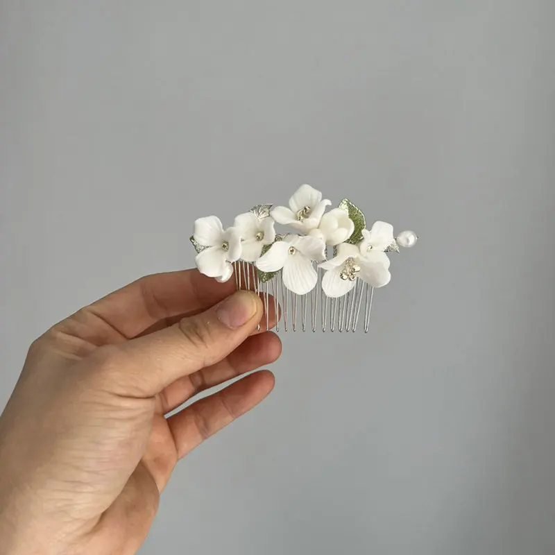 Handmade White Ceramic Flower Hair Comb For Bridal Simple Fresh Water Pearl Green Enamel Leaf Wedding Tiara Jewelry For Women