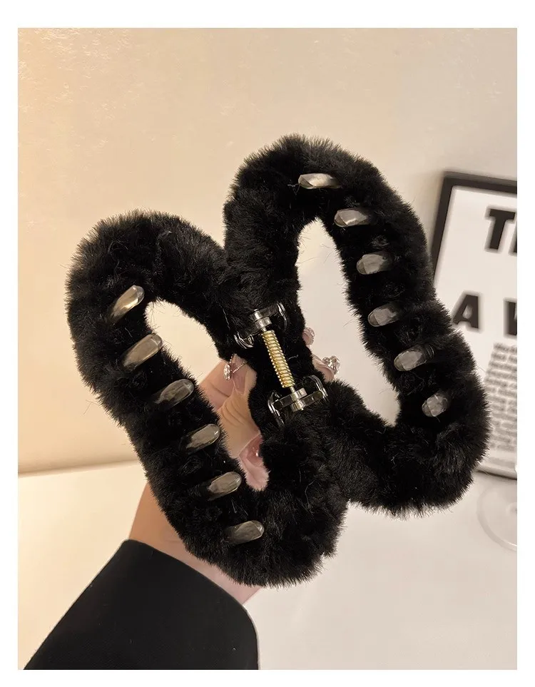 Plush Faux Rabbit Fur Crab Large Hair Claws Clips Women Girls Cloud Ponytail Hair Clamps Barrettes Clips Hair Accessories Winte