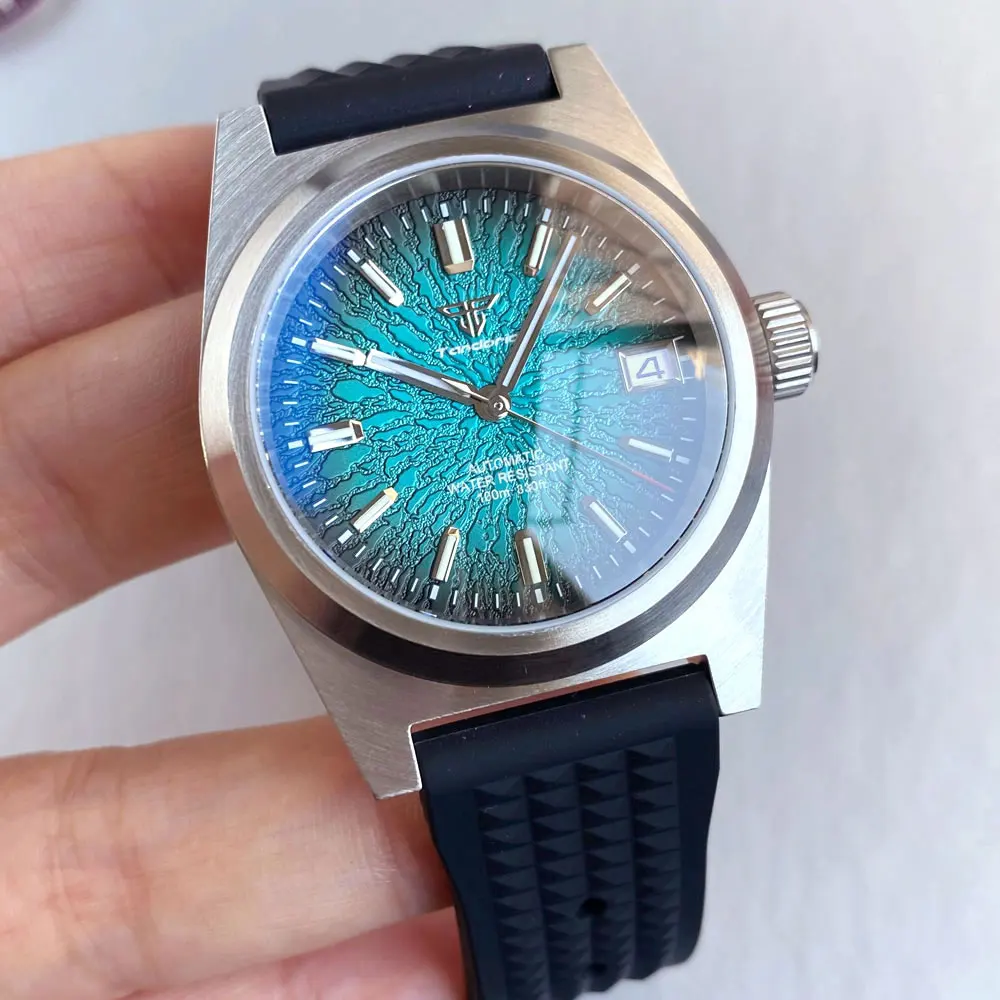 

Модные автоматические квадратные мужские часы с механизмом NH35 38 мм, синий/красный/зеленый, текстурированный циферблат, дата, 20 АТМ, водонепроницаемое сапфировое стекло