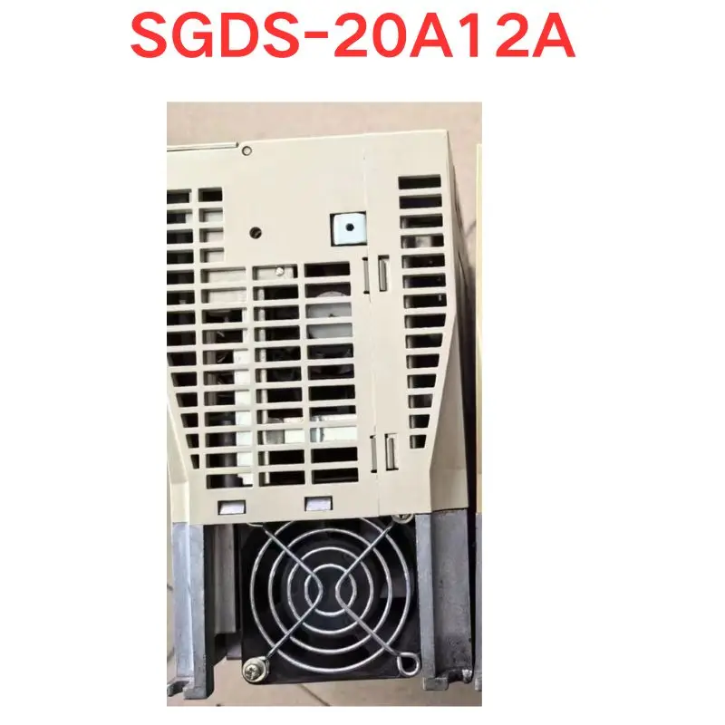 Used OEM disassembled parts SGDS-20A12A Servo driver Functional test OK