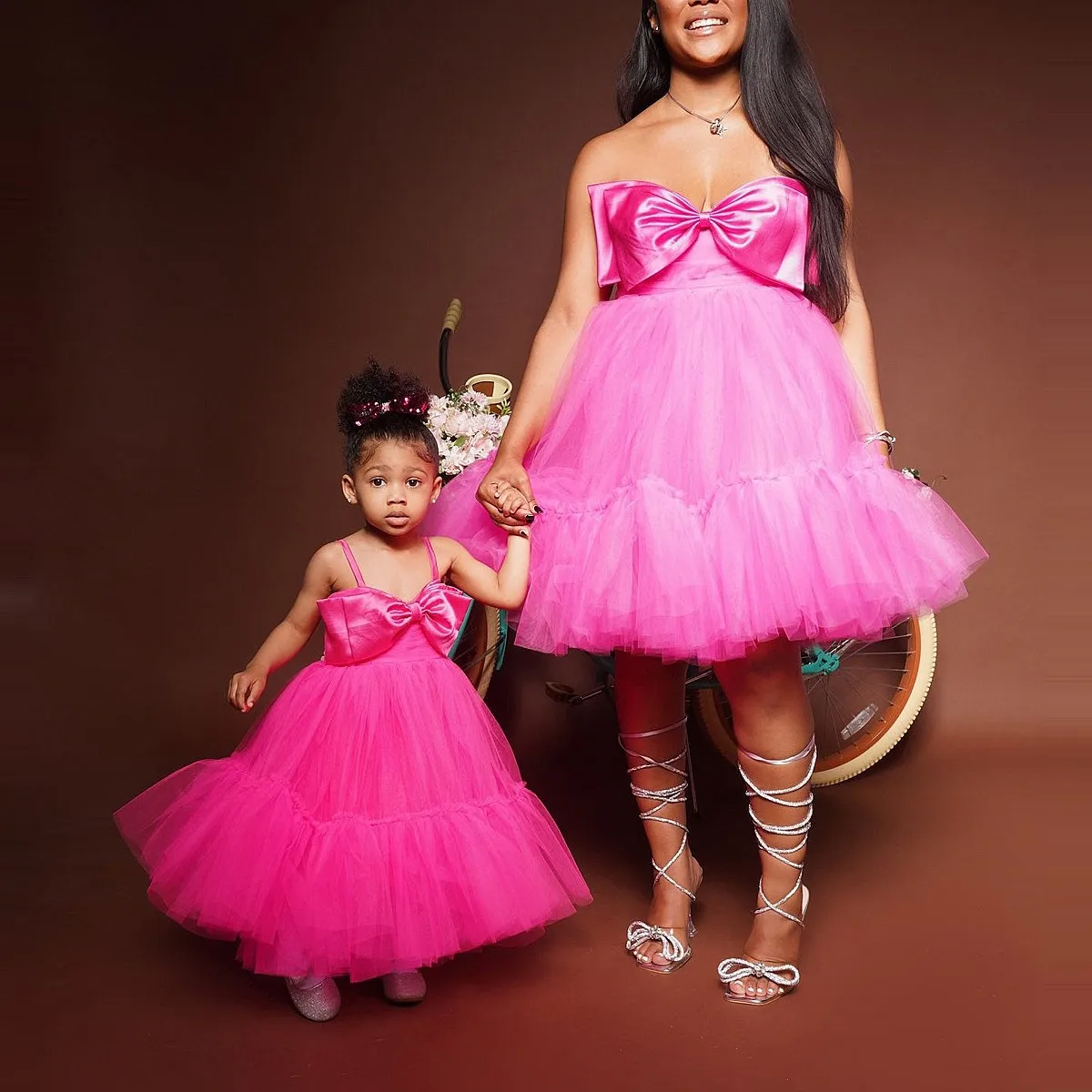 

Fuchsia Mother And Kids Tulle Dress Sweerheart Puffy Mom And Daugher Tiered Big BowsTutu Birthday Dress For Photo Shoot Custom