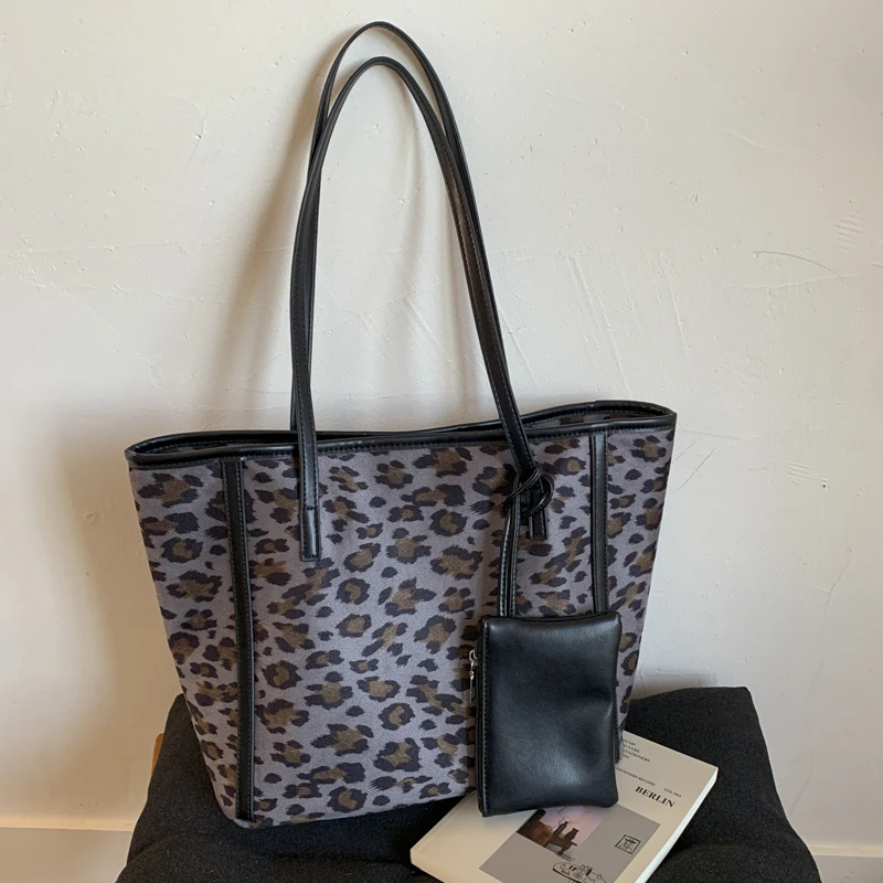 

2025 модные новые сумки на плечо с леопардовым принтом и швейными нитками для женщин, большие вместительные замшевые сумки-тоут высокого качества с застежкой