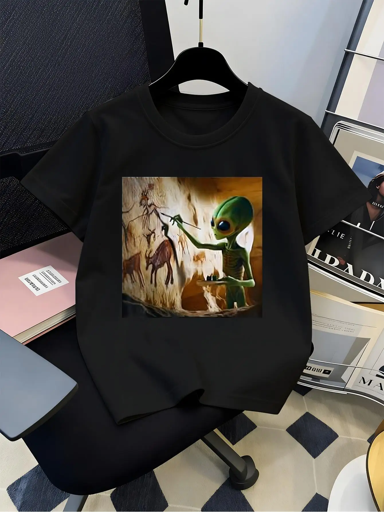 Vintage Retro Alien Painting Ancient Cave Rock Art Graphic Print Family Matching Short Sleeve Tee Boys Girls Kids Casual Tops