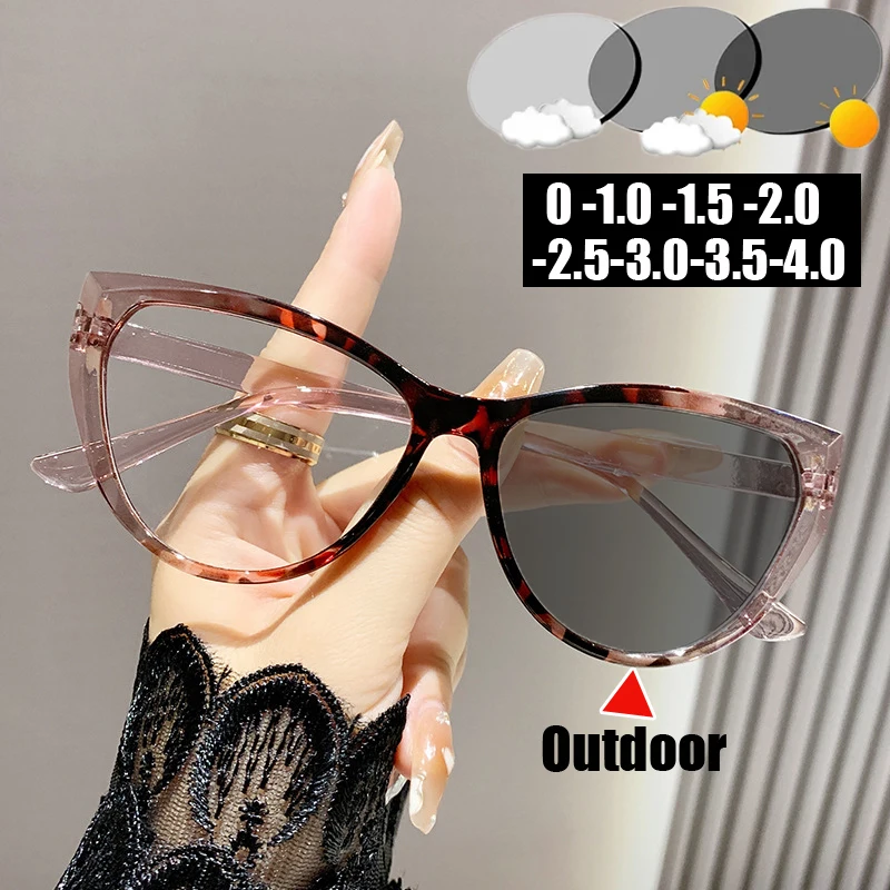 

Anti Blue Light Myopia Glasses for Women Unisex Women Men's Finished Color Changing Sunglasses Prescription Near Sight Eyewear