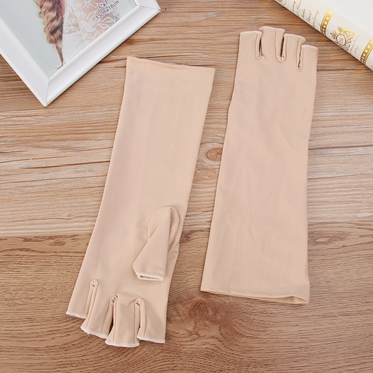 

Sun Protection Arm Sleeve Protector Men Women Sports Cooling Cuff Guard Ultraviolet Light Padded
