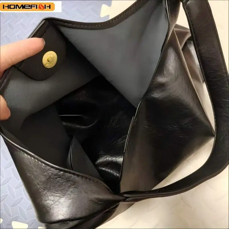 Thumbnail 3 - #20 Best Handbags to Buy In 2026