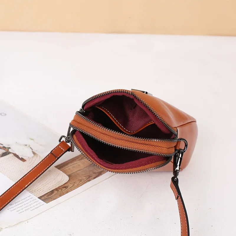 Genuine Leather Women\'s Mobile Phone Bag Single Shoulder Messenger Purse Fashion All-match Oil Wax Cowhide Crossbody Small Bag