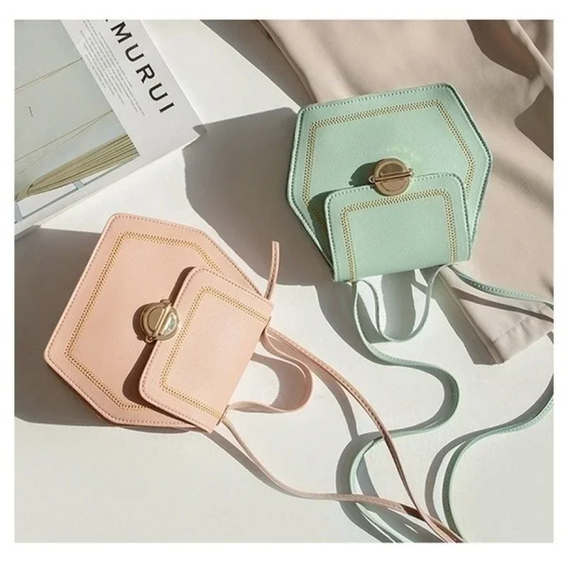 Women\'s Bag New Solid Color Hexagonal Lock Button Small Square Shoulder Bag Fashion Versatile Car Sewing Mobile Phone Bags