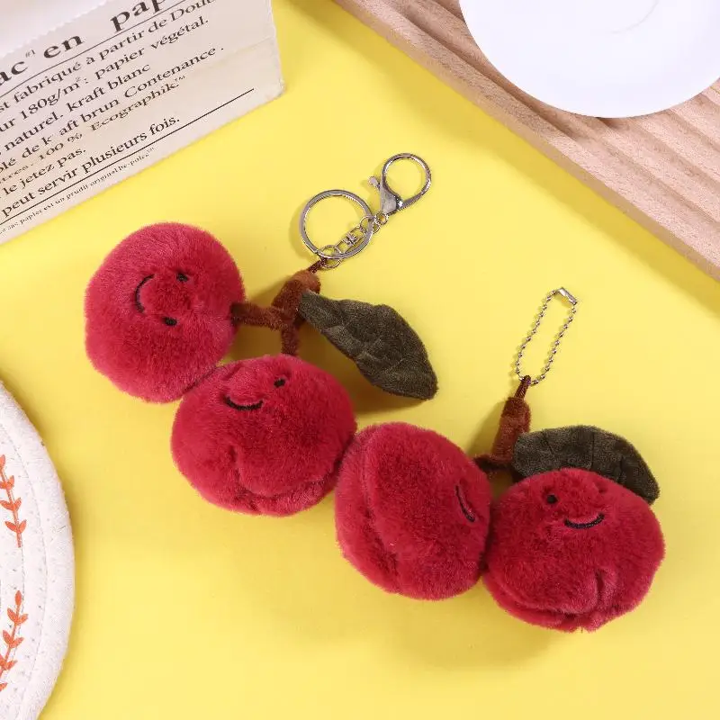 Porte-clés poupée pendentif en peluche cerise, décoration suspendue, ornements de sac à dos simples, bijoux de fête, cadeau, nouvelle collection