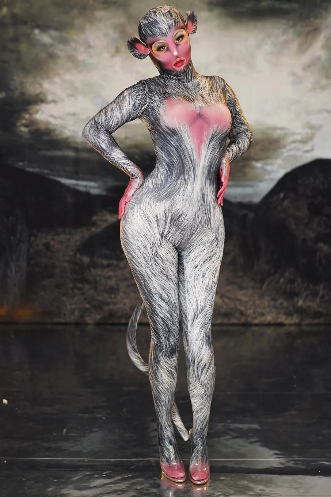 

Halloween Party Alien Animal Cosplay Costumes Full Coverage Of Novel Female Characters Onepiece Pants Stage Performance Costumes