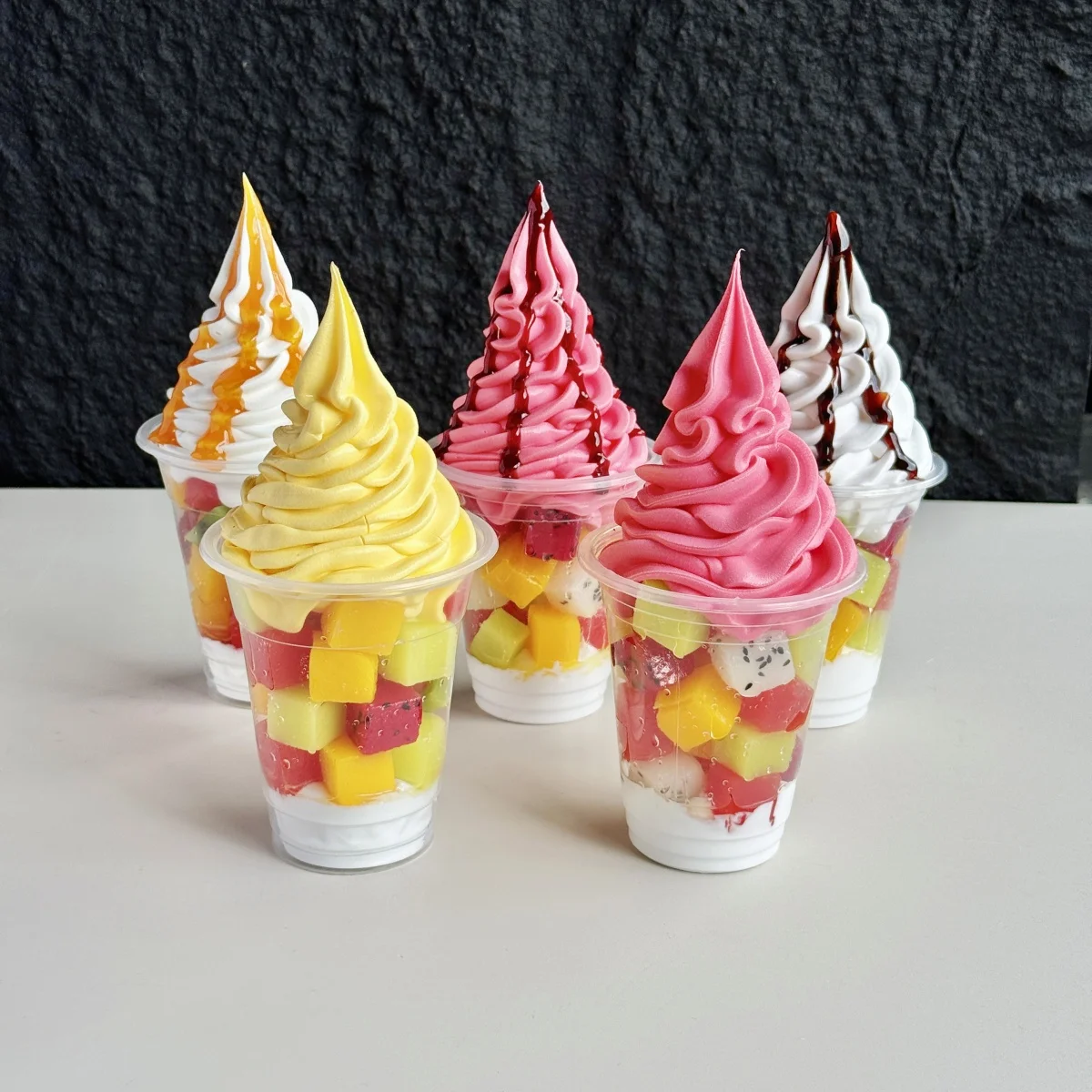 

Fake Sundae Model Ice Cream Simulation Cake Artificial Food for Dessert Shop Window Display Props Party Table Decor Kids Toy