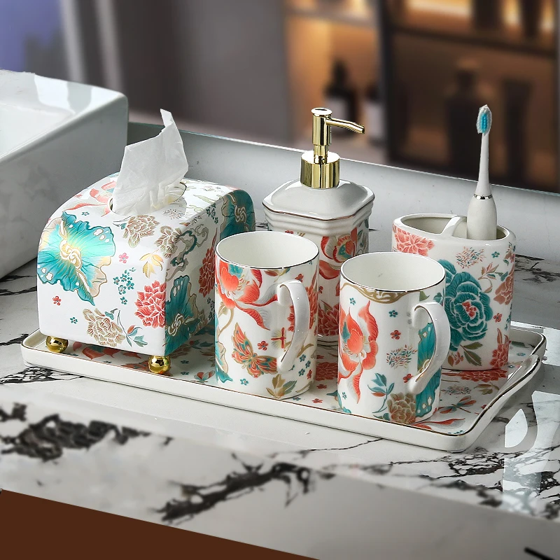 Creative Painted Ceramic Bathroom Accessories Lotion Bottle Rinse Cup Toothbrush Holder Hotel Soap Dish Shampoo Dispenser Bottle